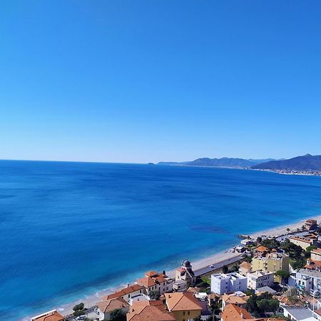 Villa Ischia Attico Sul Mare A Verezzi 보르지오 베레찌 외부 사진