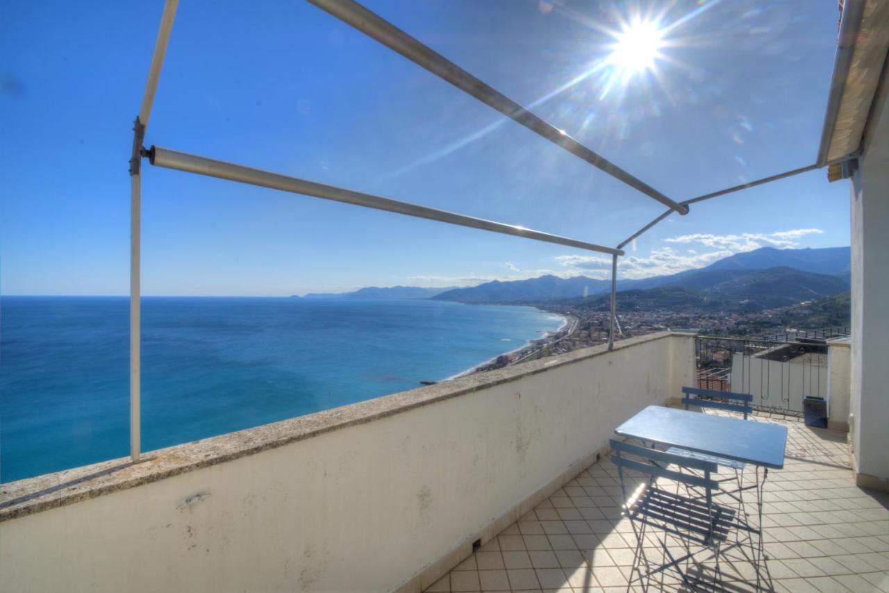Villa Ischia Attico Sul Mare A Verezzi 보르지오 베레찌 외부 사진