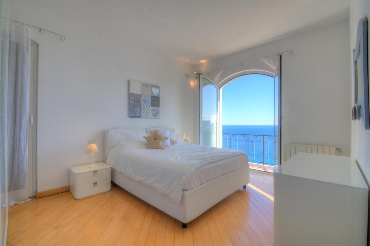 Villa Ischia Attico Sul Mare A Verezzi 보르지오 베레찌 외부 사진