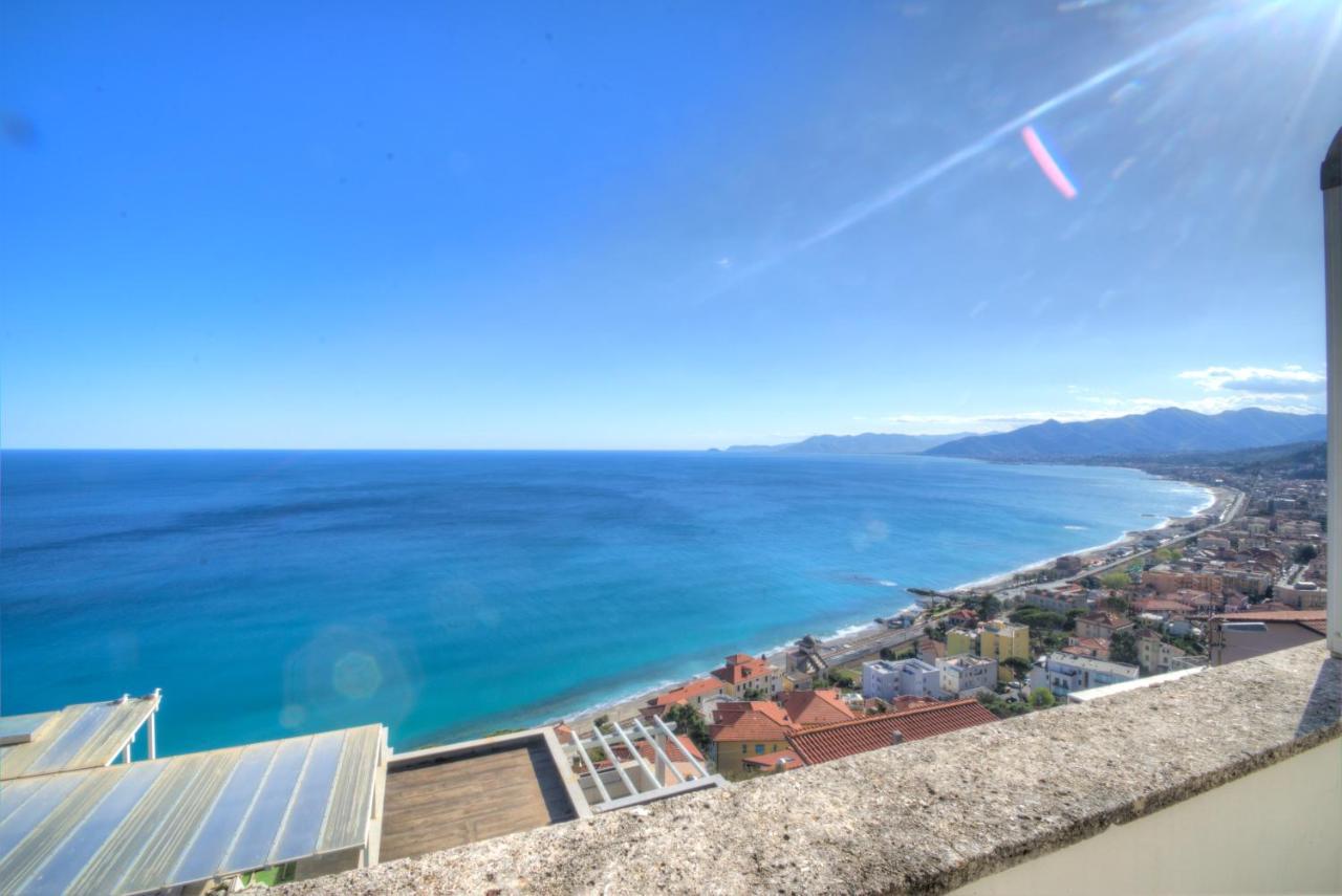 Villa Ischia Attico Sul Mare A Verezzi 보르지오 베레찌 외부 사진